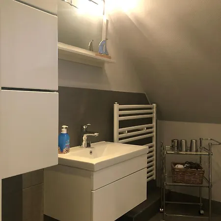 4 Friedenstrasse Apartment *